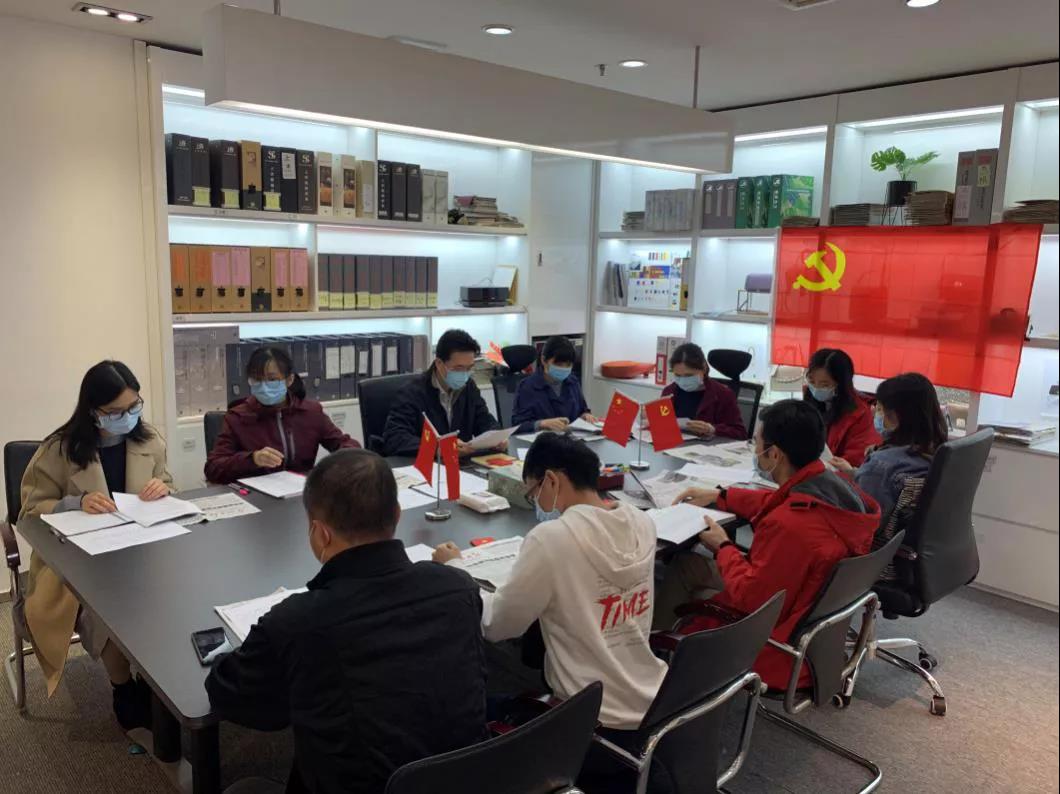 【2019年度yl23455永利官网荣誉体系先进典型系列报道六：省开发箱包公司总经理黎军】坚守初心 砥砺前行