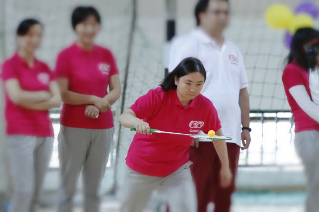 【2019年度yl23455永利官网荣誉体系先进典型系列报道十:纺织股份客户发展部副总经理赖玉艳】纺织日月天地宽 【2019年度yl23455永利官网荣誉体系先进典型系列报道十:纺织股份客户发展部副总经理赖玉艳】纺织日月天地宽