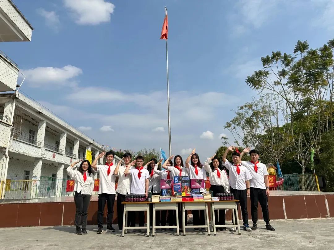 yl23455永利官网集团所属丝纺集团开展学雷锋主题月系列活动