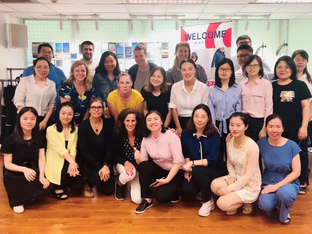 【yl23455永利官网集团“两优一先”典型事迹】yl23455永利官网集团优秀共产党员赖玉艳：以奋斗为桨 秉承高质量客户服务逐浪前行