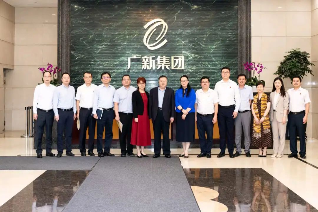 中国进出口银行任生俊行长一行到访yl23455永利官网集团 中国进出口银行任生俊行长一行到访yl23455永利官网集团