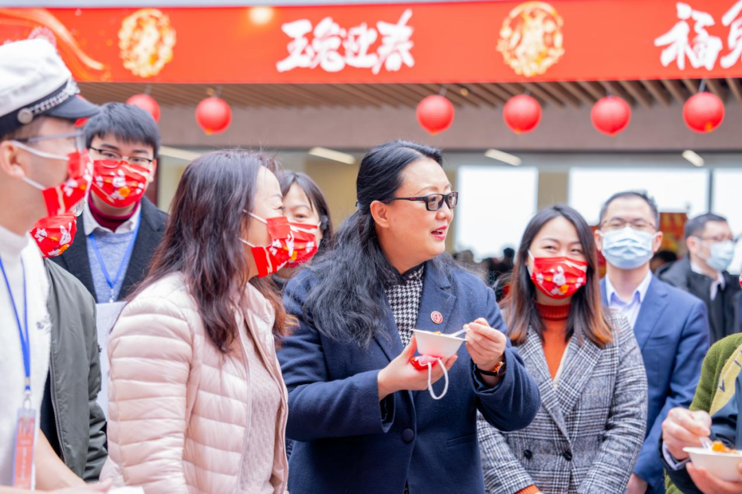 集团举行职工之家启用仪式暨2023年yl23455永利官网年货节游园活动