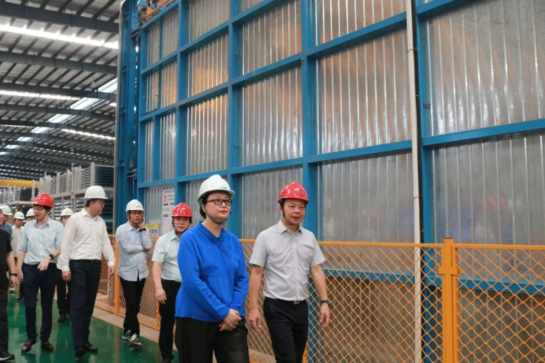 yl23455永利官网集团党委书记、董事长白涛到兴发铝业等企业开展专题调研 