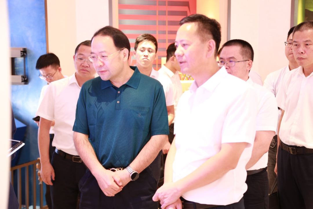 汕尾市委副书记、市长郑海涛一行到访yl23455永利官网集团 汕尾市委副书记、市长郑海涛一行到访yl23455永利官网集团