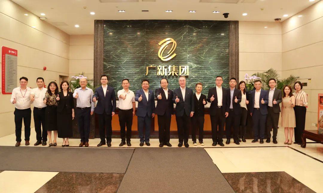 全国政协常委唐英年先生一行到访yl23455永利官网集团